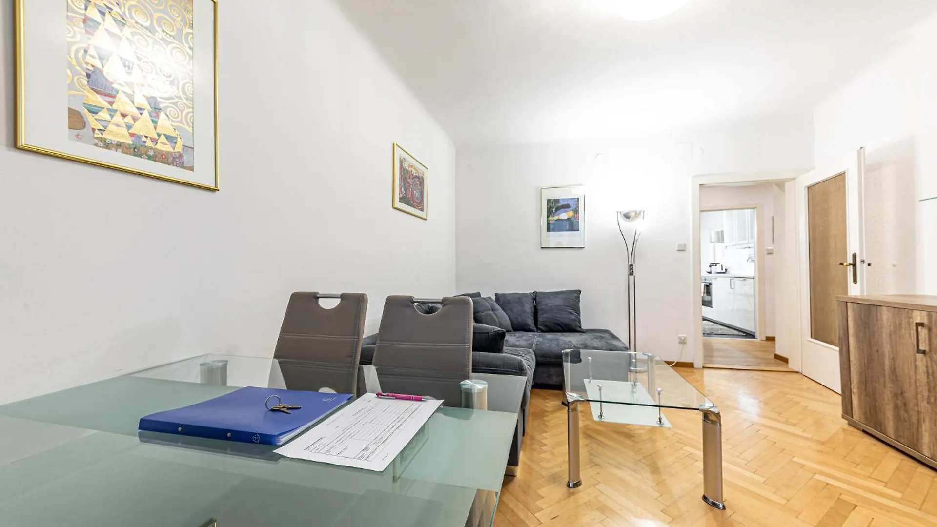 Central Sunny Apartments By Jr City Apartments - Monthly Rental 维也纳 0*,  奥地利
